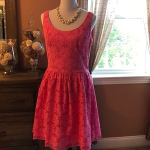 Lilly Pulitzer pink eyelet dress 👗